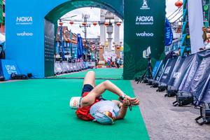 BIB: 401
                            <button type="button" onclick="openModal(21759594)" class="btn btn-primary btn-sm float-right btn-popup" data-toggle="modal" data-target=".modal-high-quality">
                        <i class="fas fa-shopping-cart"></i> Add to Cart
                    </button>
                                            <button type="button" onclick="isThisMe(21759594, true)" class="btn btn-success btn-sm float-right btn-popup btn-isme hidden" data-toggle="tooltip" data-placement="bottom" title="นี่คือรูปของคุณใช่ไหม คลิกที่นี่เพื่อเอาเข้าอัลบั้ม">
                        <i class="fas fa-plus"></i> Add to album
                    </button>
                    <button type="button" onclick="isThisMe(21759594, false)" class="btn btn-warning btn-sm float-right btn-popup btn-isnotme hidden">
                        <i class="fas fa-ban"></i> Remove from album
                    </button>